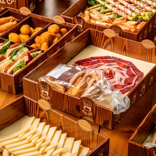 Catering con Montaje para de Cócteles Sport en Madrid y Zaragoza. Doña Col Catering.